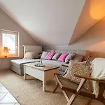 Lägenhet Wohnpark Stadt Hamburg By Rujana Binz